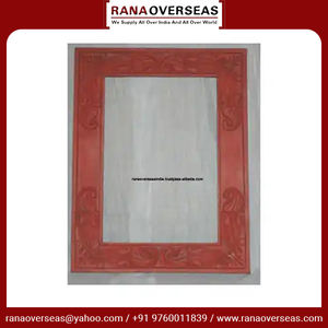 Marco de madera con forma Rectangular para montar en la pared, diseño tallado en tono rojo - Product Image 3