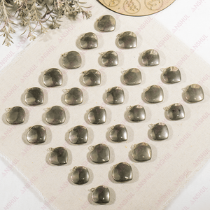 Pendentif Cœur en Pyrite Best-Seller – Cristaux Semi-Précieux de Guérison pour la Méditation, le Quotidien ou les Fêtes – Prix de Gros - Product Image 5