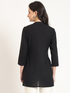 Top de bureau noir pour femme Top régulier Crochet Lace Floral Office Wear Cotton Ladies Shirt Button Front Open Modest Top Summer - Product Image 4