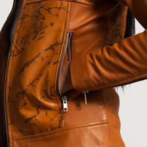 Chaqueta de Cuero Acolchada Color Bronceado para Mujer, Reversible, con Logotipo Personalizado, Tela Satinada, Talla 3XL, Otoño-Primavera, Decorada con Plumas - Product Image 5