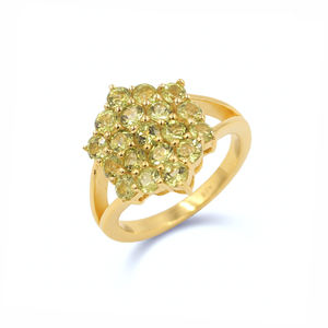 แหวนประดับพลอยเพอริดอทดีไซน์รังผึ้งทรงกลมเคลือบทองคำสีเหลือง พร้อมอัญมณีสีเขียว - Product Image 1