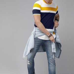 Estilo de lujo Diseño básico Venta en línea Camiseta de hombre Manga corta Clima caliente Pakistán Hecho Camiseta de hombre - Product Image 3