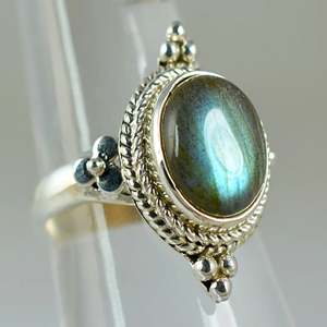 Boho Chic <b>Labradorite</b> Oval Cut 925 Sterling Silver Handmade <b>Ring</b> Perfect November Birthstone Jewelry Gift for Her Birthday - Product Image 3