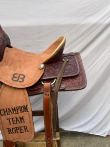 Ensemble de selle western en cuir haut de gamme avec motif Barrel Racing et arceau en bois |   Ensemble de fixation sans clou pour équipement d'équitation en acier inoxydable, façonné à la main - Product Image 4