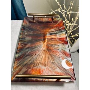 Bandeja de servicio de resina de diseño antiguo hecha a mano asequible, pieza única, forma y tamaño personalizados a muy buen precio - Product Image 4