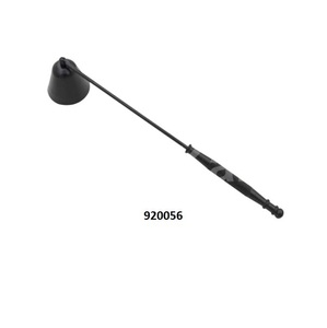 Éteignoir de bougie décoratif en laiton argenté de luxe fait à la main - Product Image 4