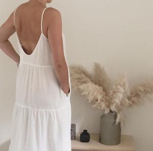 Robe d'été pour femmes robe d'été vert mousse blanc minuscule imprimé fleuri léger 100% rayonne bretelles réglables mignon tenue décontracté - Product Image 3