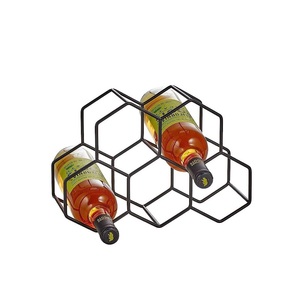 Portabotellas compacto de hierro para vino con estructura elegante, ideal para cocinas minimalistas modernas, apartamentos y carritos de bar - Product Image 1
