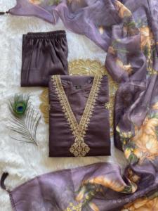 Kurti de fiesta de ajuste holgado para mujer con bordado de seda romana Vintage con pantalón y Duppatta - Product Image 5