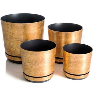 Look le plus attrayant conçu élégamment rouillé avec une vraie jardinière galvanisée vintage pour la décoration intérieure, la décoration de bureau et le jardinage - Product Image 6