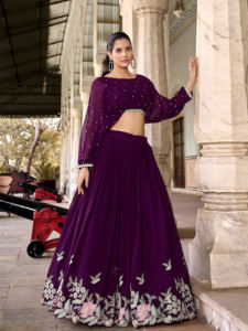 TRENDMALLS Georgette Paillettes Broderie Travail Lehenga Crop Top Semi Stitch Lehenga avec Unstitch Crop Top (L288-Purple) - Product Image 1
