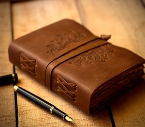 Grimoire Journal วารสารหนังวินเทจวารสารดวงอาทิตย์ดวงจันทร์ว่างเปล่าหนังสือคาถาแม่มดแห่งเงากระดาษ deckled ของขวัญที่ดีสำหรับผู้หญิง - Product Image 5