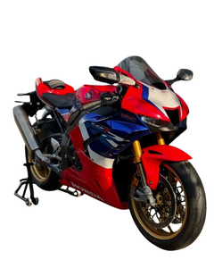 Nueva Oferta de Venta 2023 CBR1000RR-R SP: Superbike Inspirada en MotoGP con Motor de 999cc de 4 Cilindros en Línea, Öhlins Smart EC, Frenos Brembo, Alerones. - Product Image 1