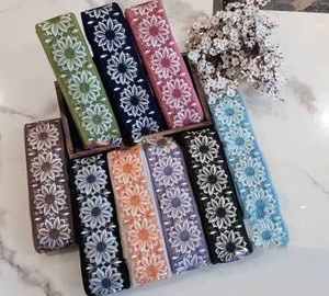 Bordado floral hecho a medida en varios colores en diseños étnicos y en tela de base de red en una pulgada de ancho y para reventa - Product Image 2