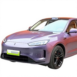 Auto Eléctrico M5 - Autonomía de 230 km WLTC/NEDC, Motor de 365 kW, Torque de 675 Nm, Batería de 42 kWh - Product Image 1