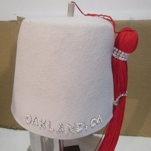 Sombrero Fez de Lana Blanca para Mujer, Modelo Shriners DOI 2026, Sombrero Masónico de Alta Calidad, Personalizado, Superventas - Product Image 3