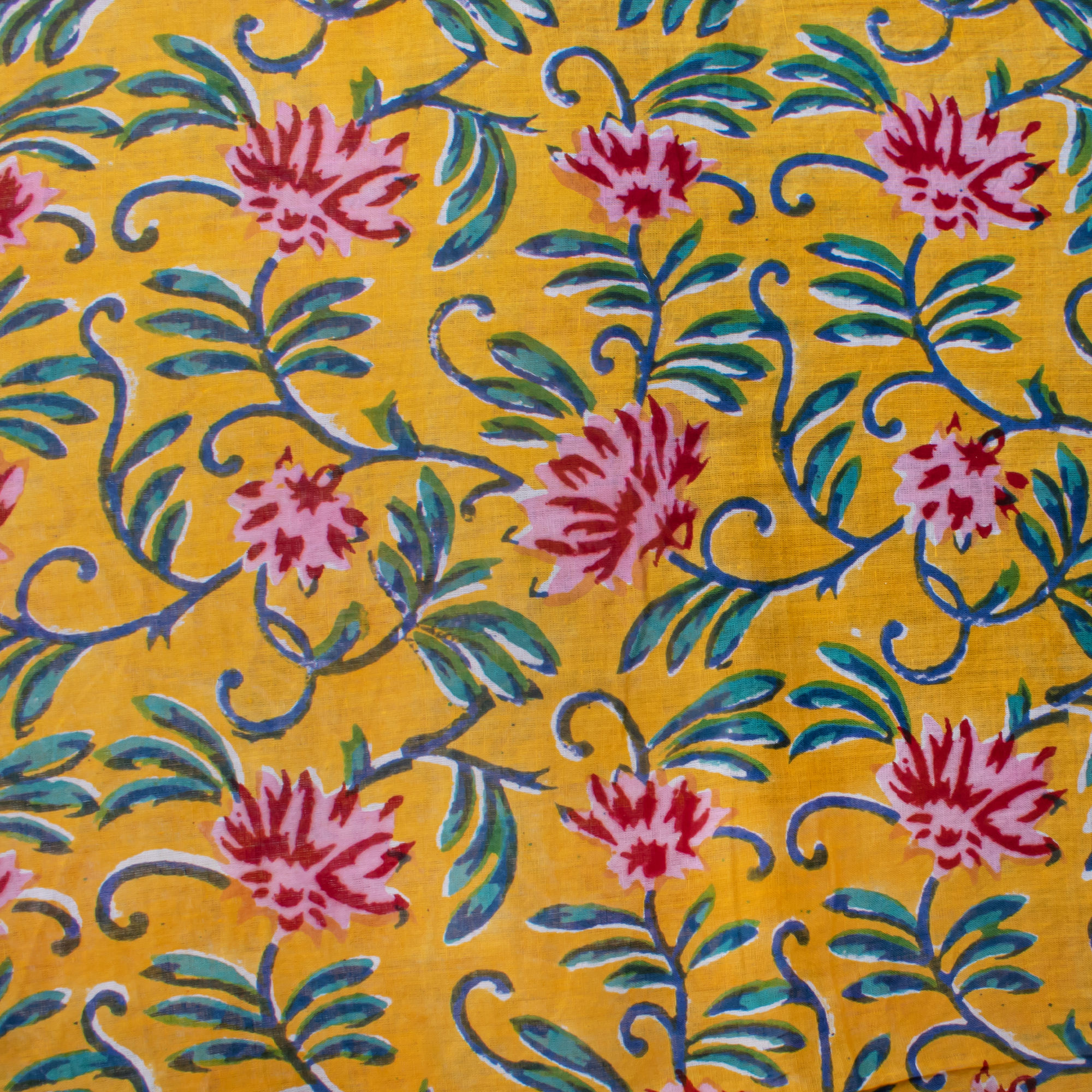 สีเหลือง