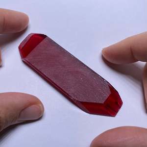 Pierre précieuse synthétique Bixbite Red Beryl - Couleur rouge vibrante - Product Image 4