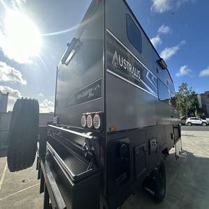 Vente en gros de petites caravanes de voyage légères en forme de larme, mini caravanes tout-terrain, prix bas disponibles à la vente - Product Image 2