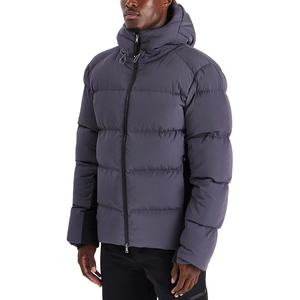 Veste matelassée isolée pour hommes Vêtements d'extérieur d'hiver matelassés avec capuche réglable, fermeture à glissière et coupe ajustée décontractée - Product Image 5