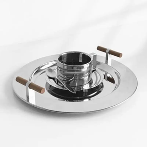 Plateau de service en acier inoxydable poli conçu pour une utilisation pratique ou un plateau de collation dans un environnement de cuisine traditionnel - Product Image 1