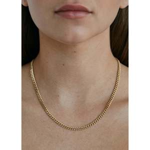 Collier tendance Capri, chaîne gourmette plaqué or rhodié, orné de diamants, perles, lettres et chiffres, idéal pour les fêtes et événements religieux - Product Image 5