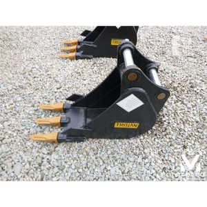 Cucharón Triturador para Excavadora Trojan 24 Nuevo, 3.5 Toneladas, Compatible con CAT 303 304 JD 35 para las Industrias Agrícola y de la Construcción - Product Image 1