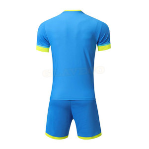 Uniforme deportivo de fútbol de secado rápido con logotipo personalizado para niños Juego de chándal de entrenamiento profesional con servicio OEM - Product Image 2