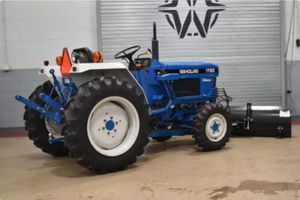 CONDUCCIÓN - VEHÍCULO USADO CON VOLANTE A LA IZQUIERDA |   CONDUCCIÓN DERECHA |   TRACTOR NEW HOLLANDDDSS 1720 DE 1996 - Product Image 3