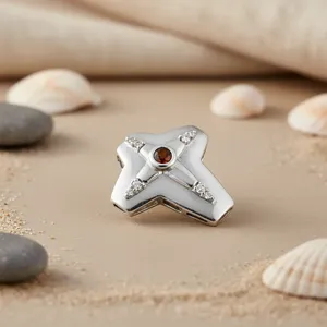 Pendentif croix en argent 925 plaqué or rose et grenat pour femme, design intemporel et sophistiqué, bijoux plaqués rhodium, breloque goutte d'eau - Product Image 3
