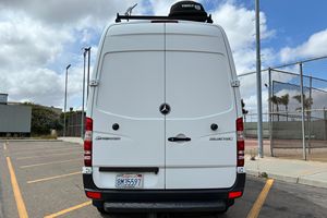Mercedes-Benz Sprinter 2500 Turbodiesel V6 2013 Usada en Excelentes Condiciones - Product Image 3