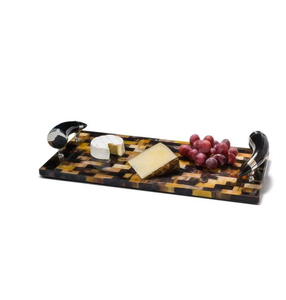Plateau en corne de buffle de couleur naturelle, moderne et personnalisable, idéal pour servir les desserts et les gâteaux lors de mariages - Product Image 6