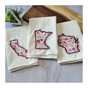 ผ้าเช็ดปากปักลายตามสั่ง ขนาด 45x70 ซม. ชุด 6 ชิ้น ผ้าฝ้าย 100% สำหรับงานแต่งงาน รับผลิตแบบ OEM ODM ขั้นต่ำน้อย ขายส่งจากโรงงานโดยตรง - Product Image 2