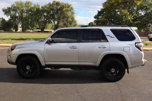 Usado 2023 T * oyota 4Runner TRD todoterreno Premium - Product Image 2