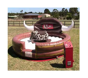 Giochi per adulti commerciali meccanico Rodeo Bull Riding Machine controlla gonfiabile meccanico Bucking Bull Ride