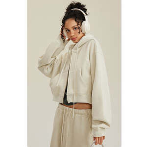 Chándal informal personalizado de otoño-invierno para mujer, estilo vintage, con cremallera completa, capucha, pantalón cargo de largo maxi, estampado, de tejido grueso. - Product Image 2