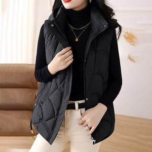 2025 Women's Cropped Fluffy Puffer Waistcoat Soft Waterproof Winter Vest Vintage Cropped Fluffy Puffer Sleeveless Cotton - Product Image 5