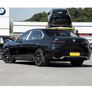 BMW Serie 7 2023-2025 Sedán Exclusivo 3.0T Motor Turbo 740Li M Sport Caja de Cambios Automática Tracción Total Volante a la Izquierda Cuero Euro VI Depósito - Product Image 1