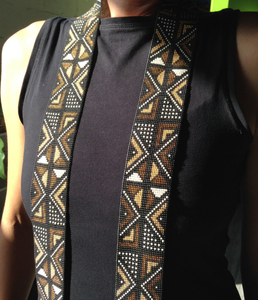 Collar de cuentas con flecos de la diosa Pachamama en tono oro cremoso de moda, pañuelo con flecos y cuentas - Product Image 2