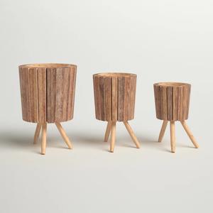 Jardinière en bois triangulaire de style moderne de haute qualité avec support en métal pour jardin extérieur et décoration intérieure Pots de fleurs et jardinières - Product Image 5