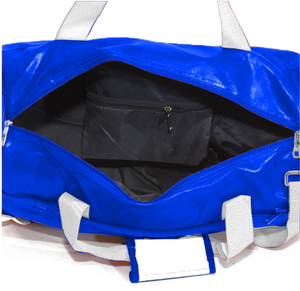 Sac de voyage en similicuir rouge résistant à l'eau Craftive Zeta Phi Beta Sorority - Product Image 3