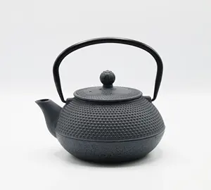 Wholesale Large Dark Grey Cast Iron teapot with removable infuser basket. 800ml capacity