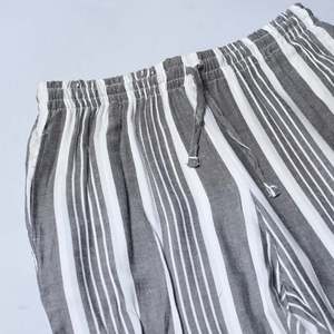 Pantalon de pyjama Evolve pour femme en coton super doux imprimé, coupe décontractée avec poches, en tissu popeline de laine tissée pour la maison - Product Image 3