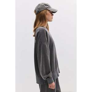 Sudadera con Efecto Desgastado y Eslogan Diario, 100% Algodón - Product Image 4