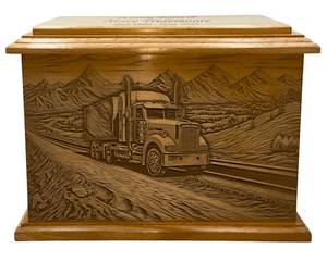 Urna Funeraria de Madera para Camionero con Grabado, Urna para Cremación de Camionero - Product Image 4