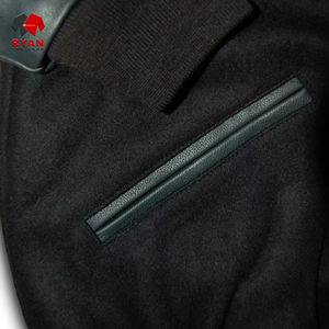 Vestes universitaires surdimensionnées en coton premium pour hommes, veste universitaire personnalisée avec col montant et logo sur le devant - Product Image 6