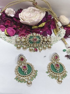 Collar de novia clásico de moissanita chapado en oro de latón de primera calidad con pendientes a juego, colección para bodas, para mujer - Product Image 2