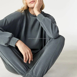 Sudadera de Mujer 100% Algodón de Alta Calidad, Fabricada en EE. UU., Suave y Acogedora, Estilo Moderno para Invierno, Proveedor al por Mayor - Product Image 5