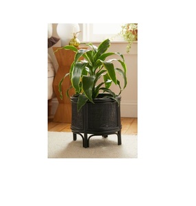 Jardineras de ratán para decoración de jardín con soporte de hierro jardinera de ratán natural con soporte negro de pie de suelo grande a bajo precio - Product Image 2