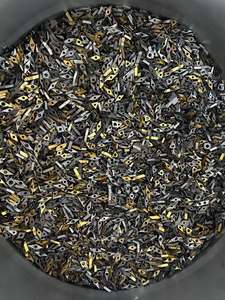Entrega Rápida: Chatarra de Carburo de Tungsteno Puro Grado HMS en Escamas para Venta, Ideal para Requisitos de Fabricación y Reciclaje Urgentes - Product Image 3